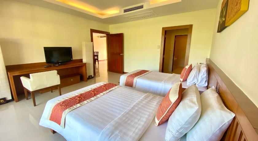 Image of Junior Suite 12