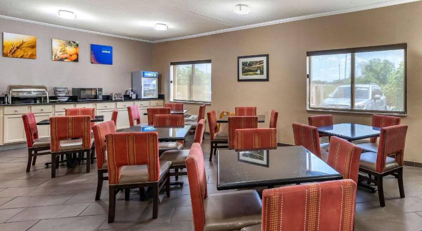 Comfort Inn Moline - Quad Cities