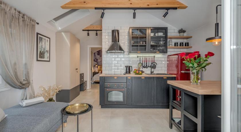 LCT City Design Apartment and Room — Hotel in Split