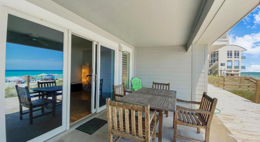 On the Beach Townhouse photo