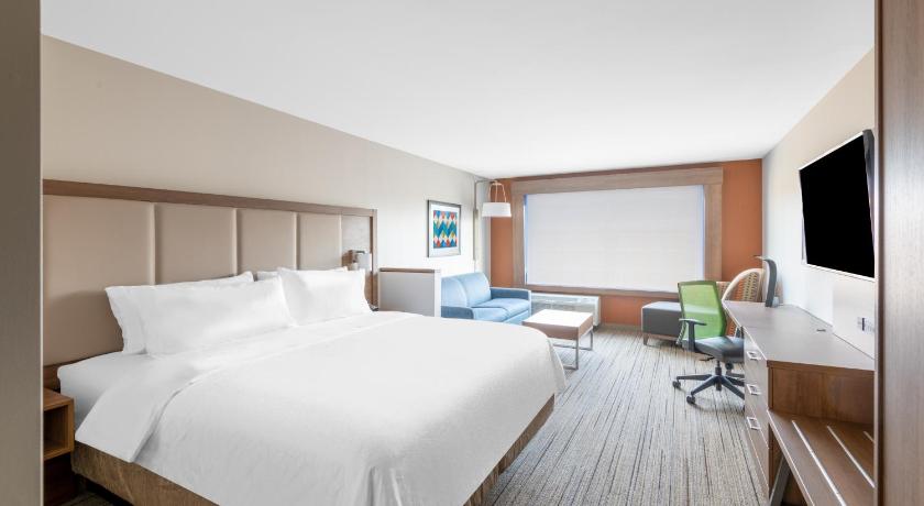 Holiday Inn Express And Suites Phoenix - Airport North