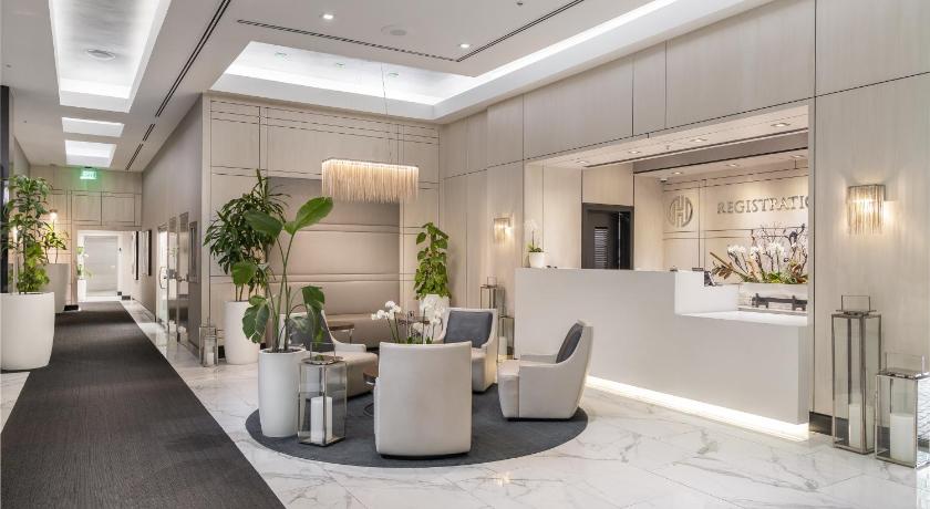 Fortune House Hotel Suites photo