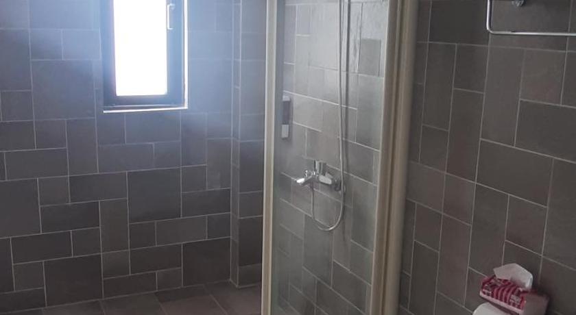 Image of Japanese-Style Quadruple Room 4