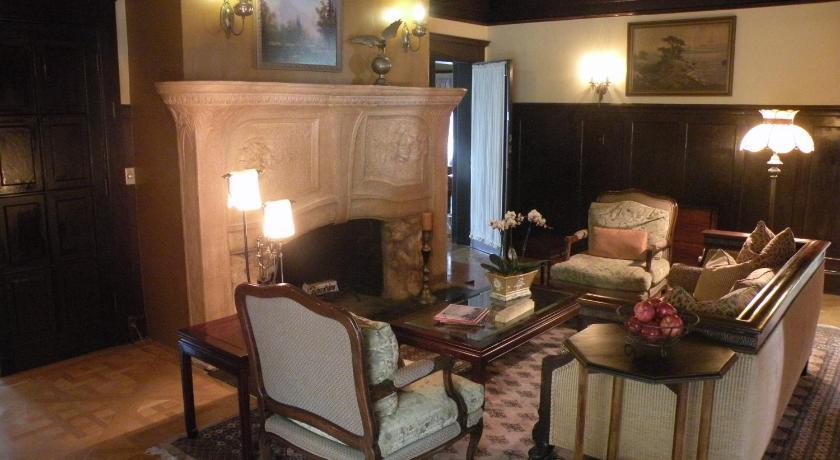 Jackson Court Inn photo