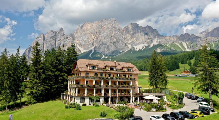 Boutique Hotel Villa Blu Cortina D'Ampezzo