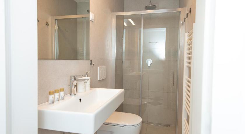 Viva Rooms photo