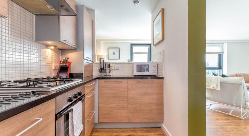 Image of Two-Bedroom Argyle St 4/3 Apartment 1