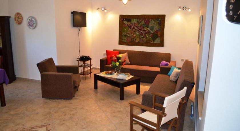 Image of Apartment with Sea View 6