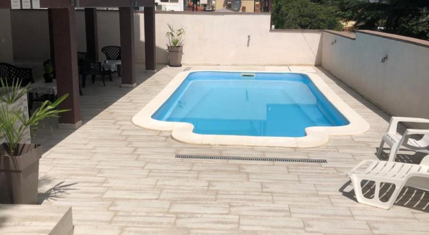 Madzar Apartments photo