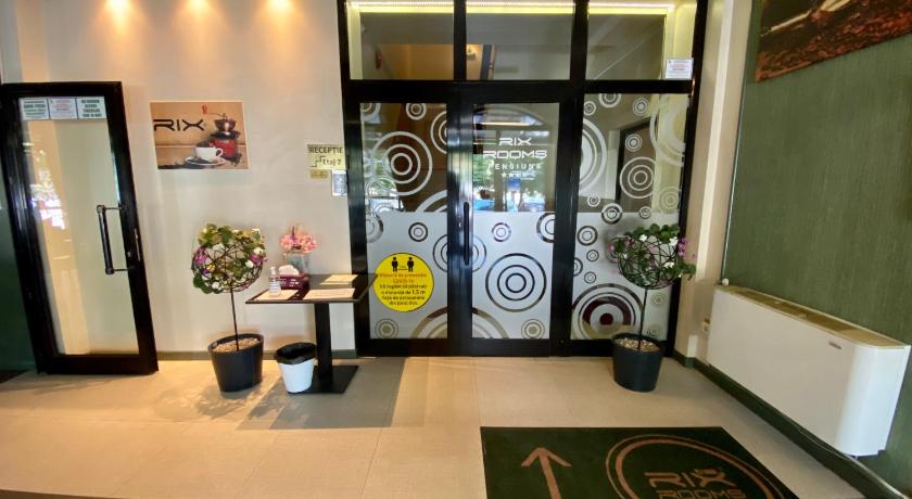 Pensiunea Rix Rooms photo