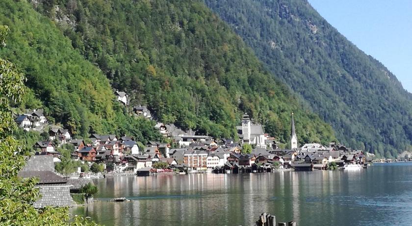 Boutiquehotel Strand Hallstatt - Adults only photo