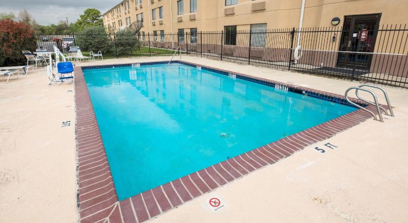 Red Roof Inn Houston - IAH Airport/ JFK BLVD