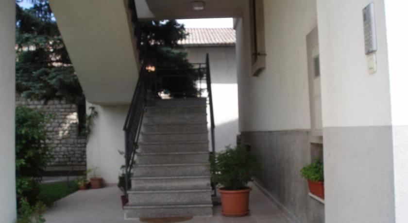 Guest House Lidija photo