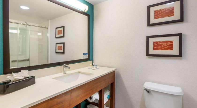 Comfort Inn & Suites Fort Lauderdale West Turnpike