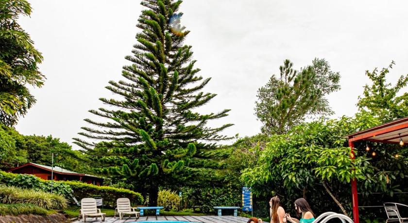 Cabanas La Pradera — Hotel in Monteverde