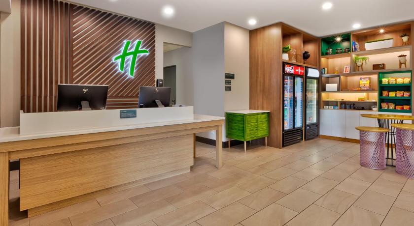 Holiday Inn Grand Rapids - South