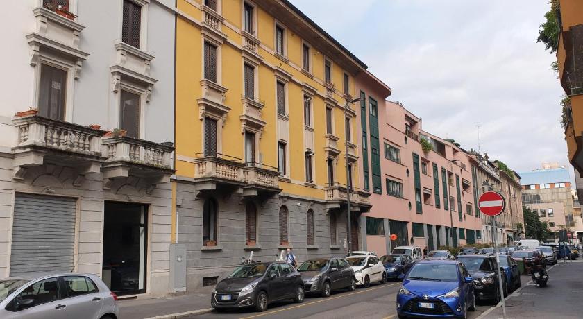Meta Italy a City Life photo