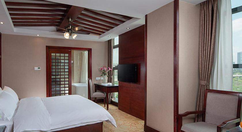 Vienna Classic Hotel Kunming Caiyun North Road New Asia Guandu Ancient Town – Kunming, MO