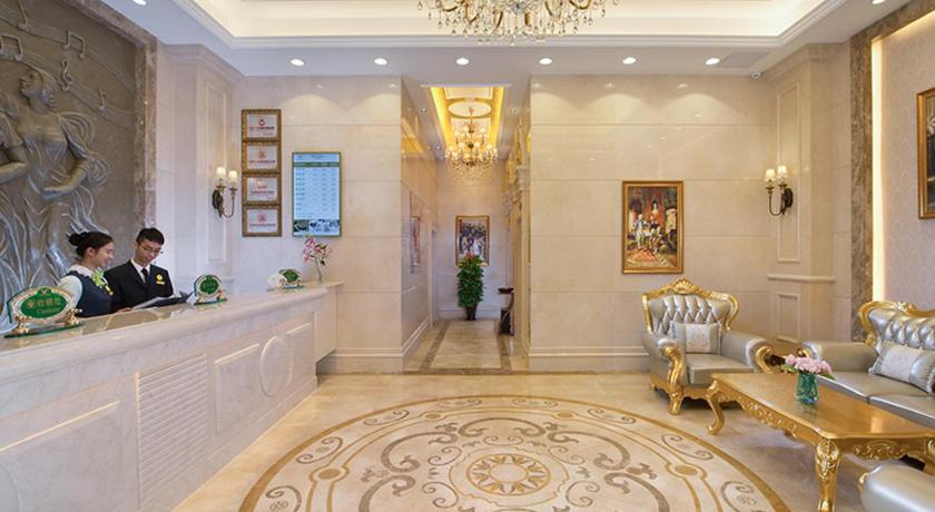 Vienna Hotel Shenzhen Airport Gushu Metro Station – Shenzhen, IA