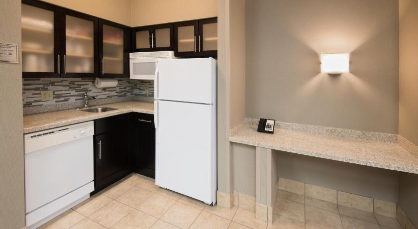 Staybridge Suites Columbus-Airport