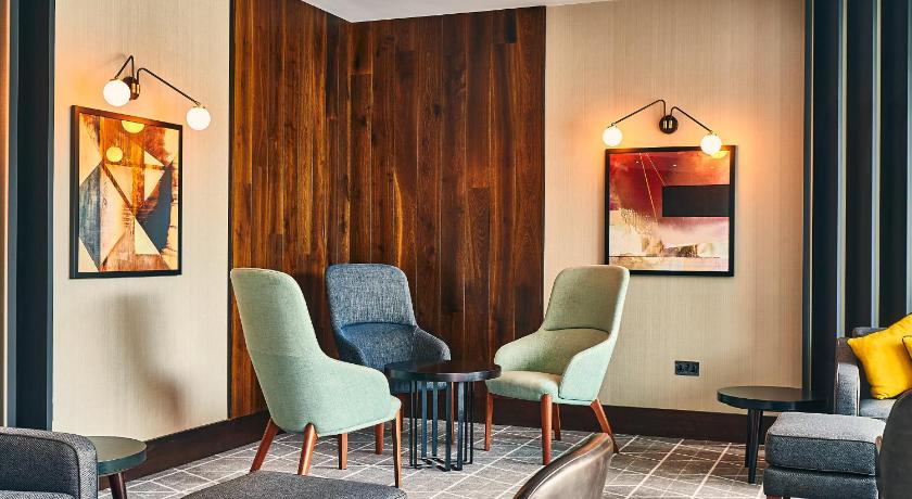 Crowne Plaza Marlow photo