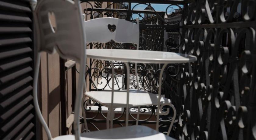 Vico 22 Rooms Napoli photo