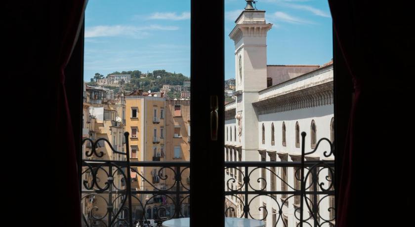 Vico 22 Rooms Napoli — Hotel in Naples