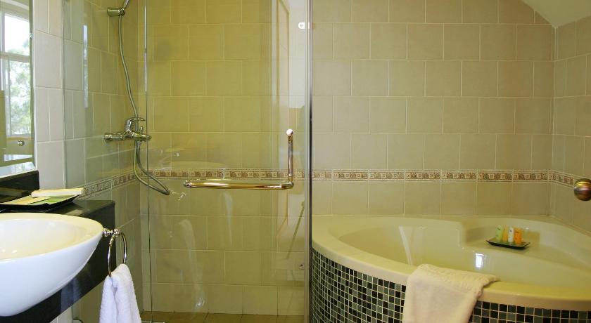 Image of Deluxe Double 15