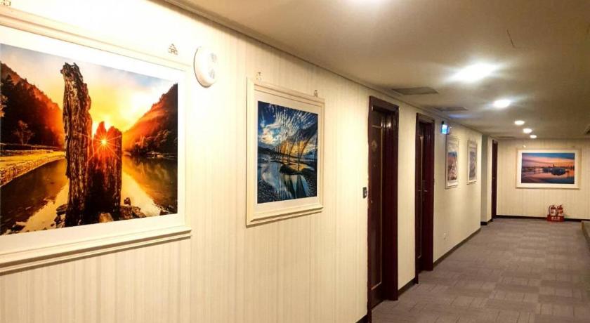 Chuan Fu Hotel - image 48