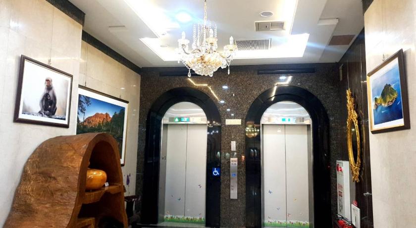 Chuan Fu Hotel - image 33