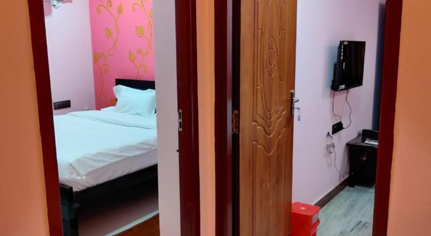 Temple stay - Uma Residency and Guest House photo