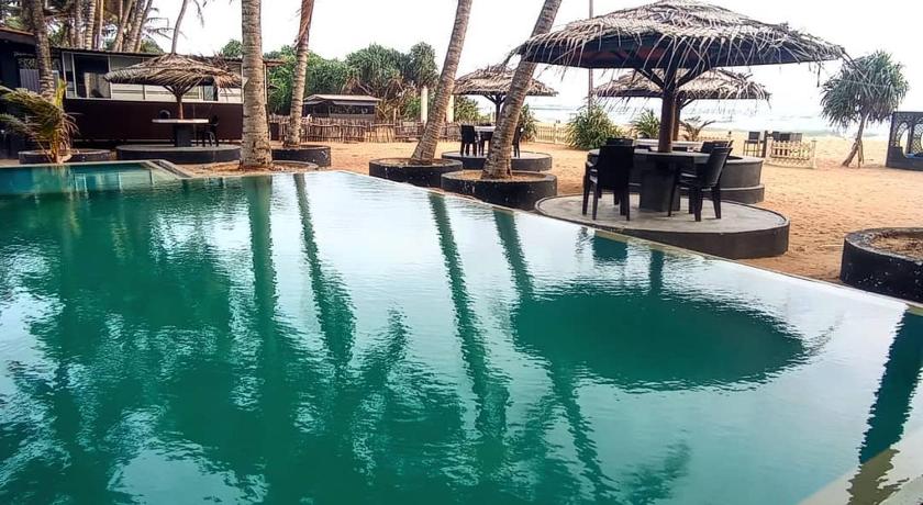 Surf Deck Resort & Restaurant photo