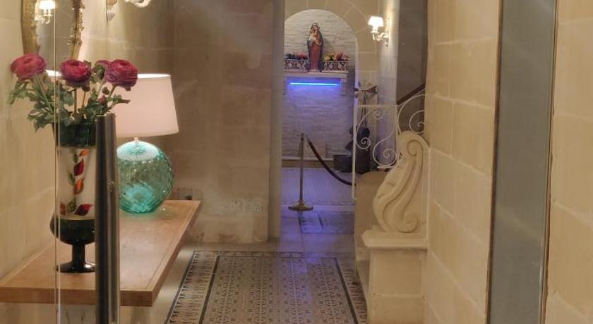 Central 214 Boutique Hotel — Hotel in Sliema
