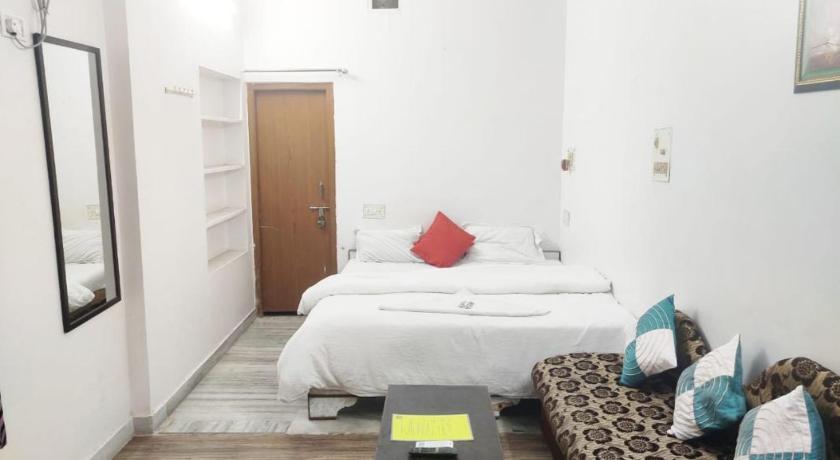 Kesher Paying Guest House - image 2