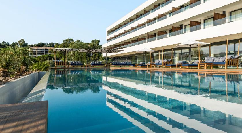 Golden Tulip Porto Vecchio