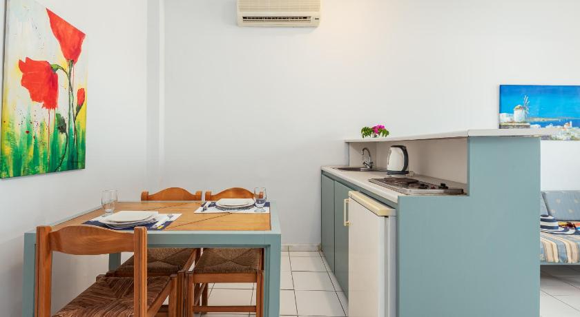 Image of Apartment with Terrace 4