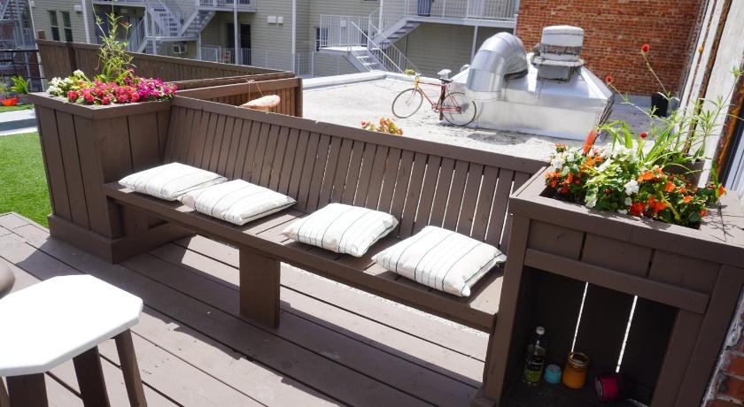 HoMa Homestay Hostal by Olympic Stadium! photo