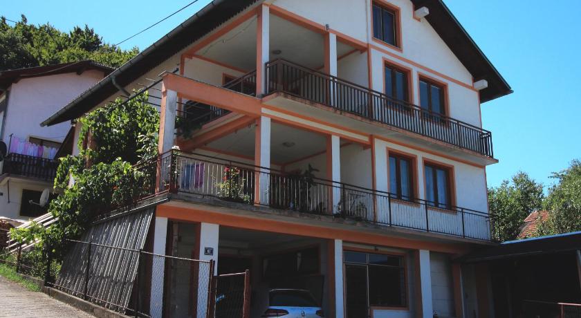 Apartman Komfor photo