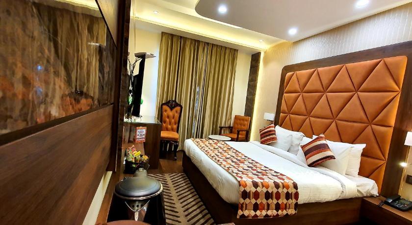 Hotel Makhan Residency