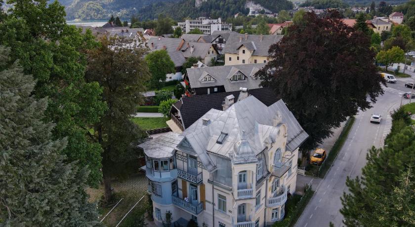 Apartments &amp; Rooms Vila Ana — Hotel in Bled