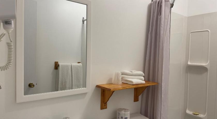Motel Becancour photo
