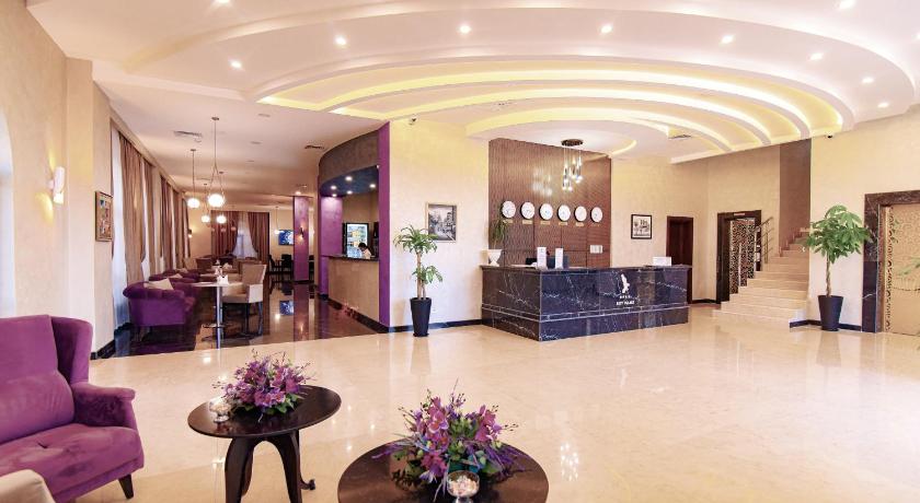 East Palace Hotel
