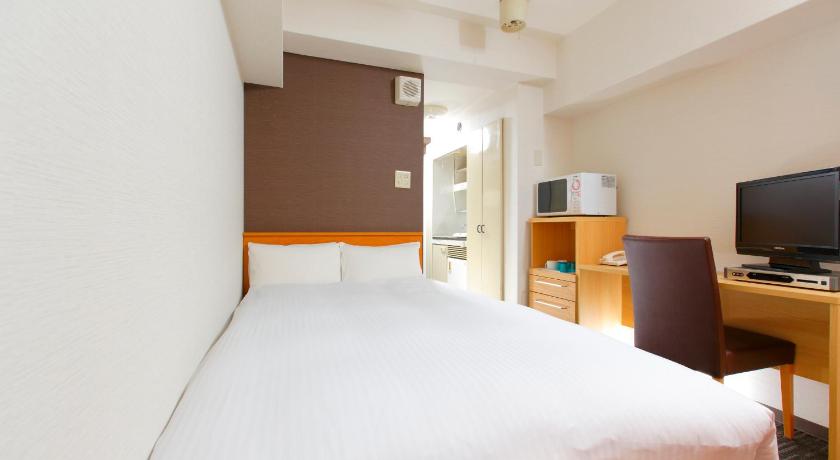 Image of Double Room with Small Double Bed - Smoking - House Keeping is Optional with Additional Cost 0
