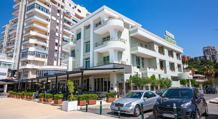 Hotel Kristal photo