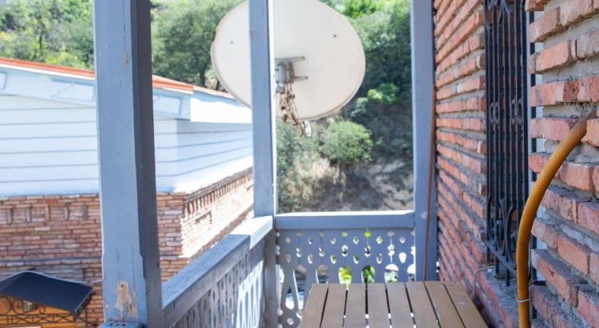 DUPLEX photo