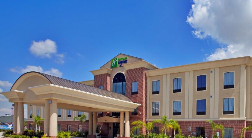 Holiday Inn Express Hotel & Suites Deer Park