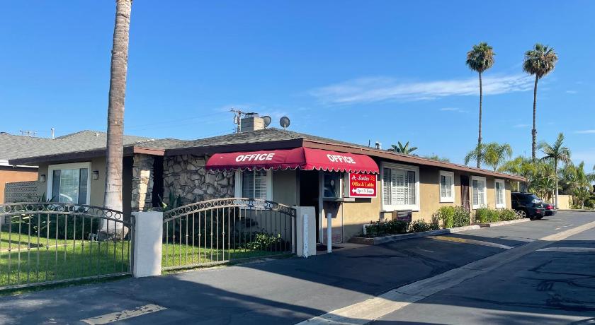 Legacy inn & suites photo