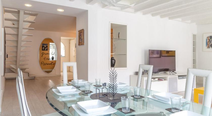 Luxury 350 Sq Mt flat with Terrace central Trieste - main image