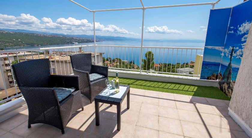 Studio apartman Rozi — Hotel in Opatija
