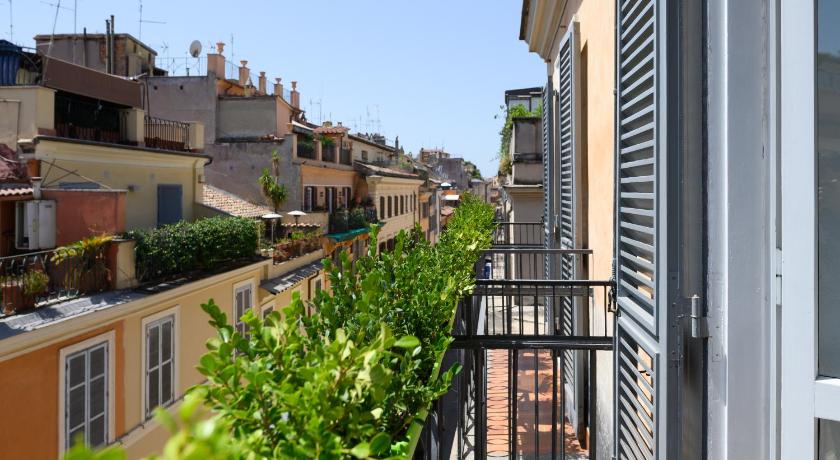 Frattina Rooms - image 9